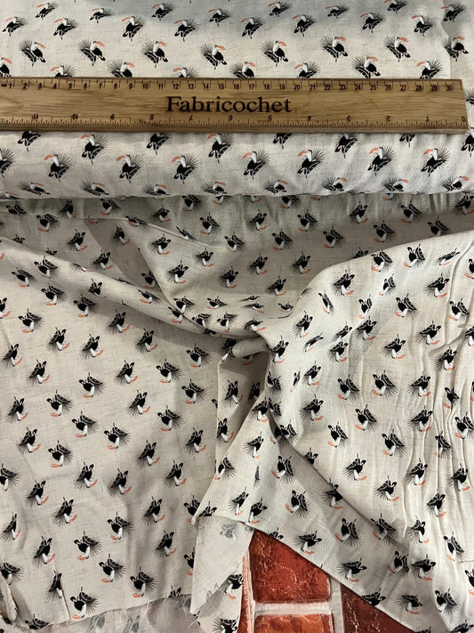 Viscose linen: toucans